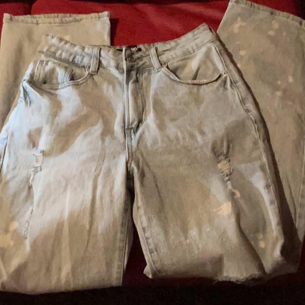 Fashion Nova Light Gray Washed Distressed Jeans